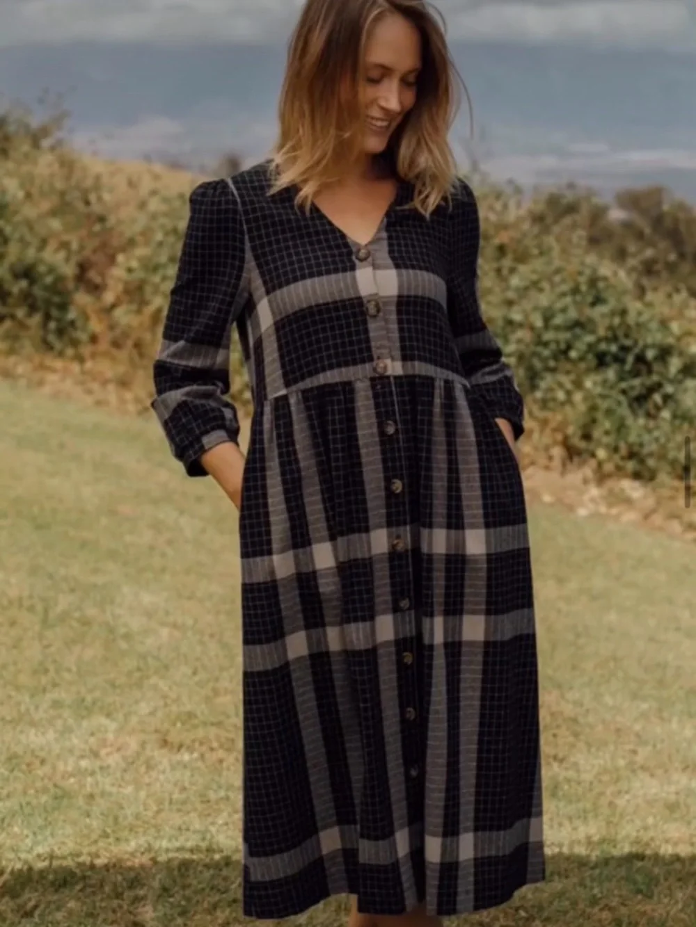 NWOT Neuflora Black and Cream Plaid Button-Front Midi Dress - Picture 2 of 8